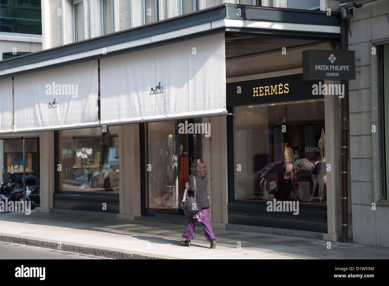 Tienda de Hermes; la Rue Rhone Street; Ginebra, Suiza; Europa Fotografía de  stock - Alamy