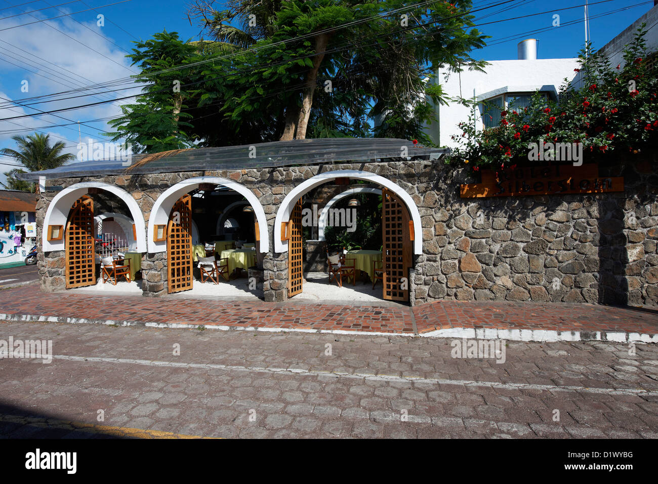 Hotel Silberstein, Puerto Ayora, Isla Santa Cruz, Galápagos, Ecuador  Fotografía de stock - Alamy