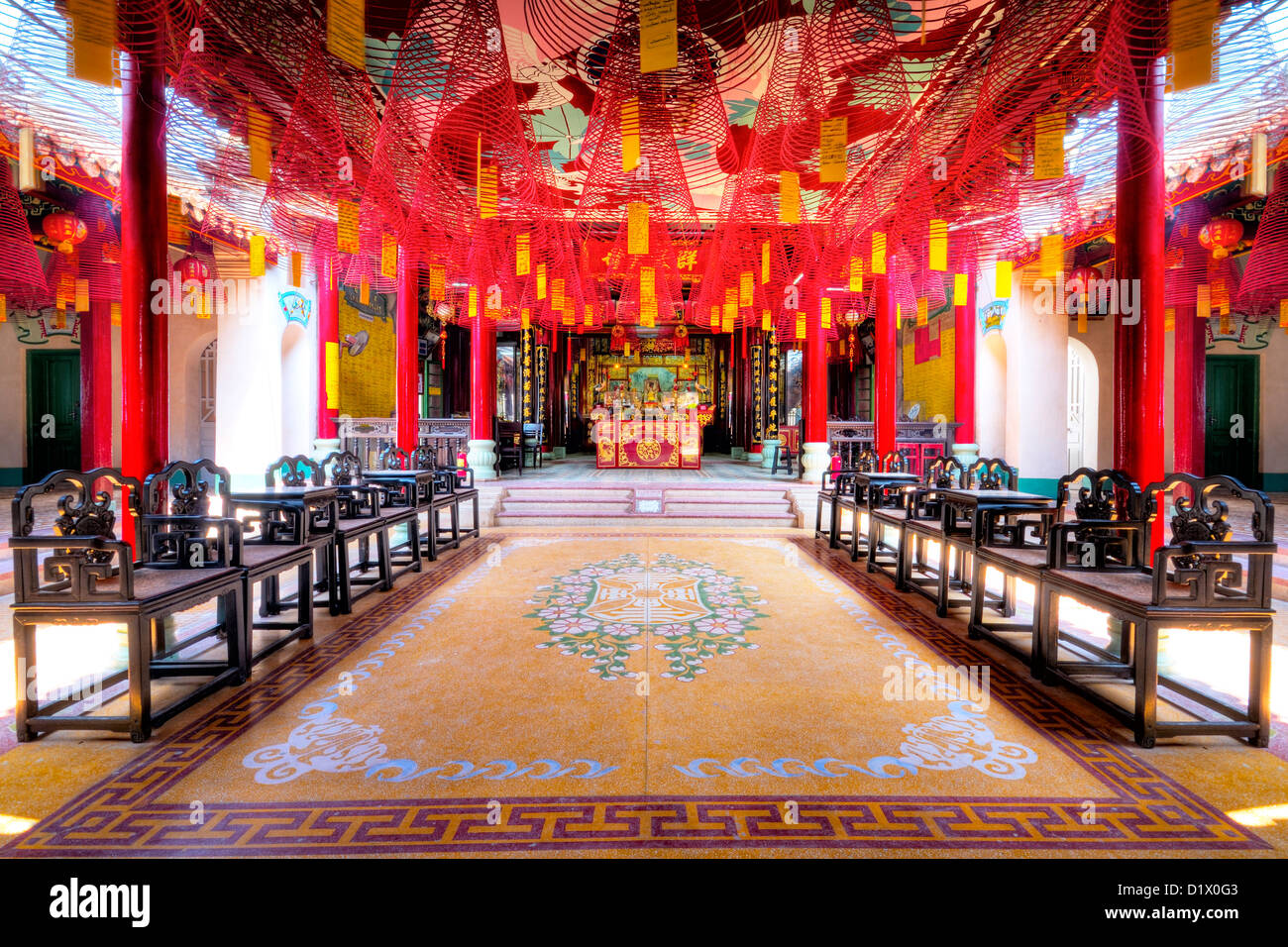 Interior de la Congregación china de Fujian Assembly Hall, Hoi An, Vietnam, Asia Foto de stock