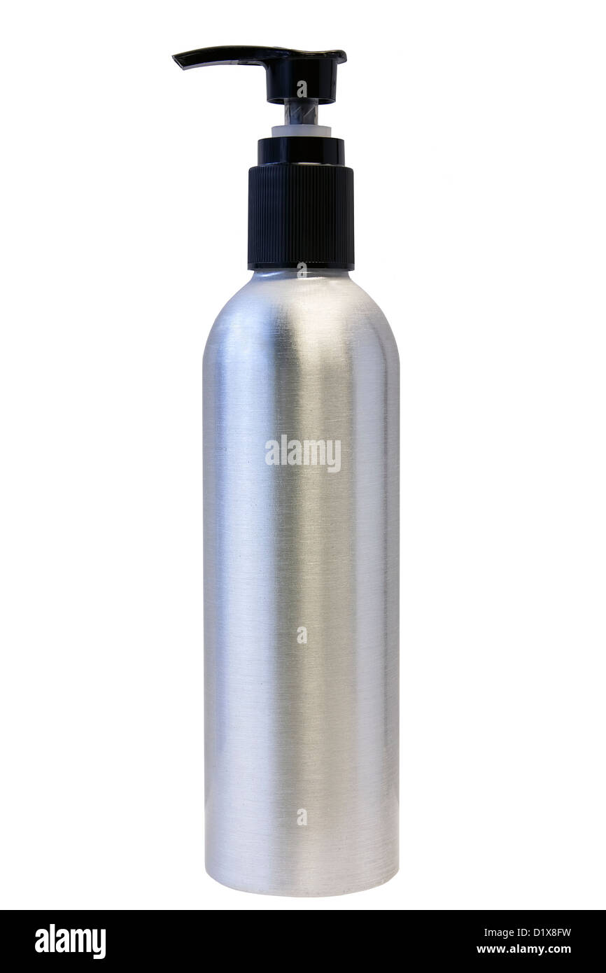 Botella de aluminio con bomba de loción o jabón líquido aislado sobre fondo blanco. Foto de stock