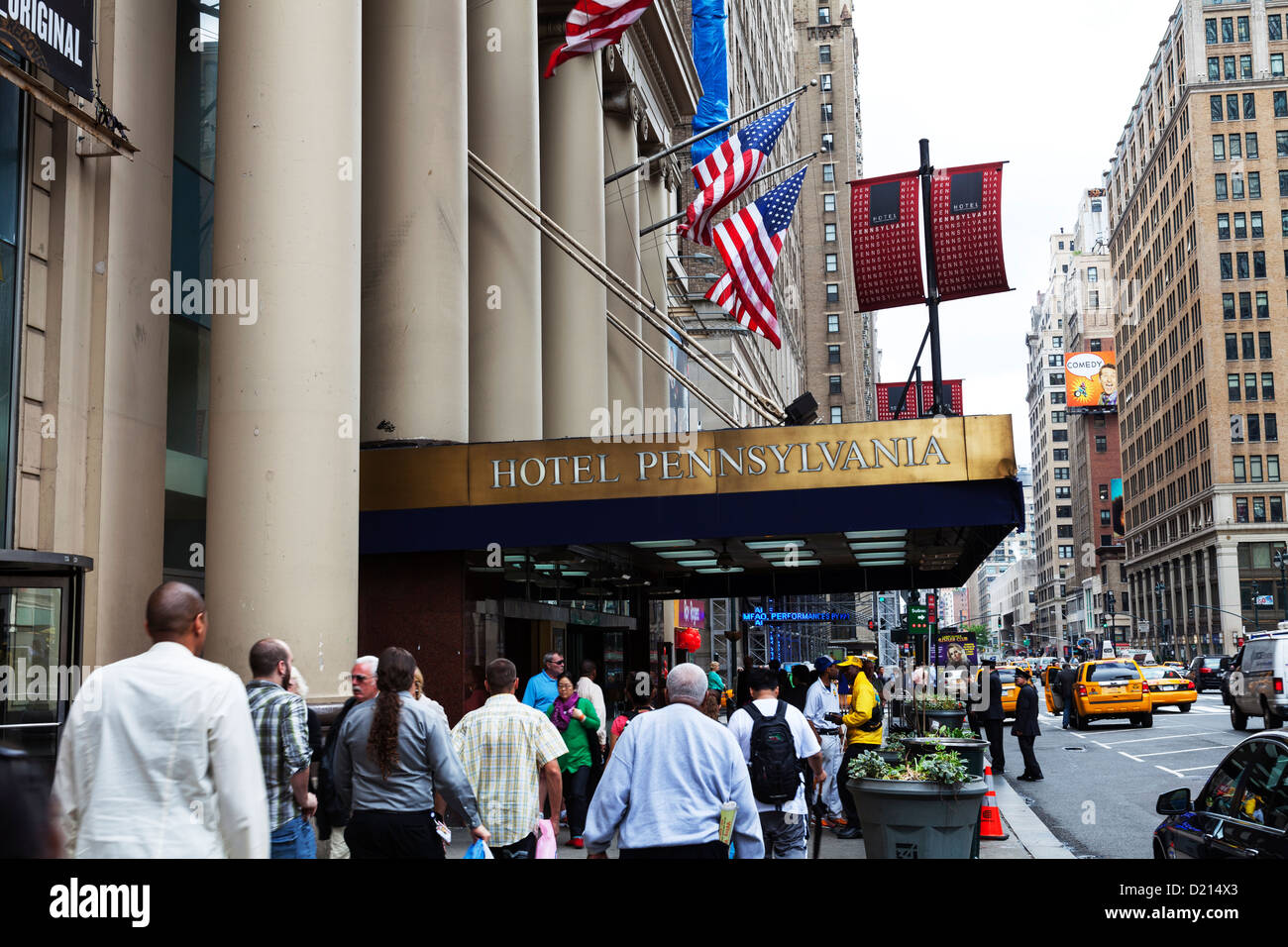 Hotel Pennsylvania, Nueva York, Nueva York, NY, EE.UU., América exterior del edificio en la calle Foto de stock