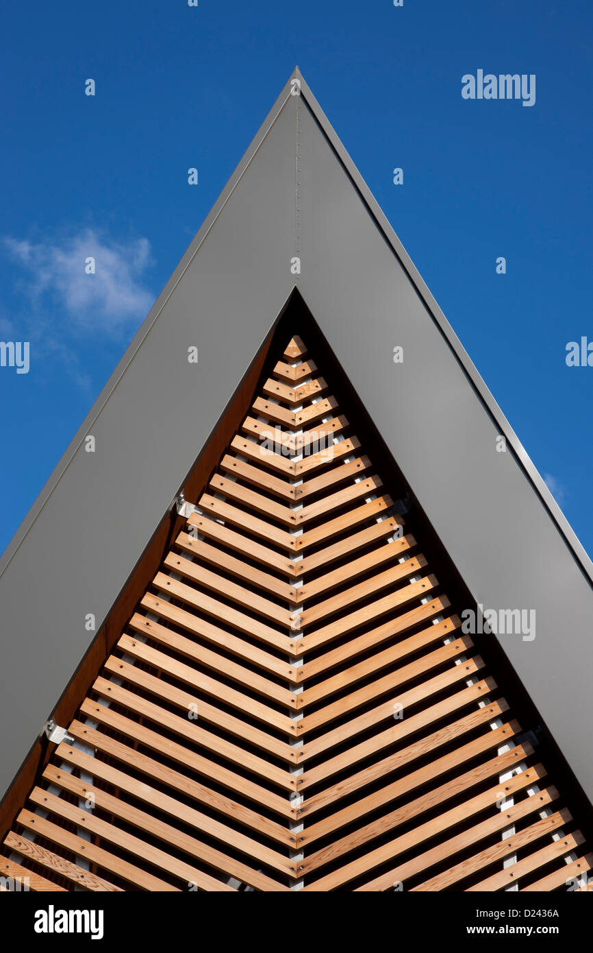 Islas Cook Iglesia Unida, Melbourne, Australia. Arquitecto: Harmer Arquitectura, 2011. Detalle Gable. Foto de stock