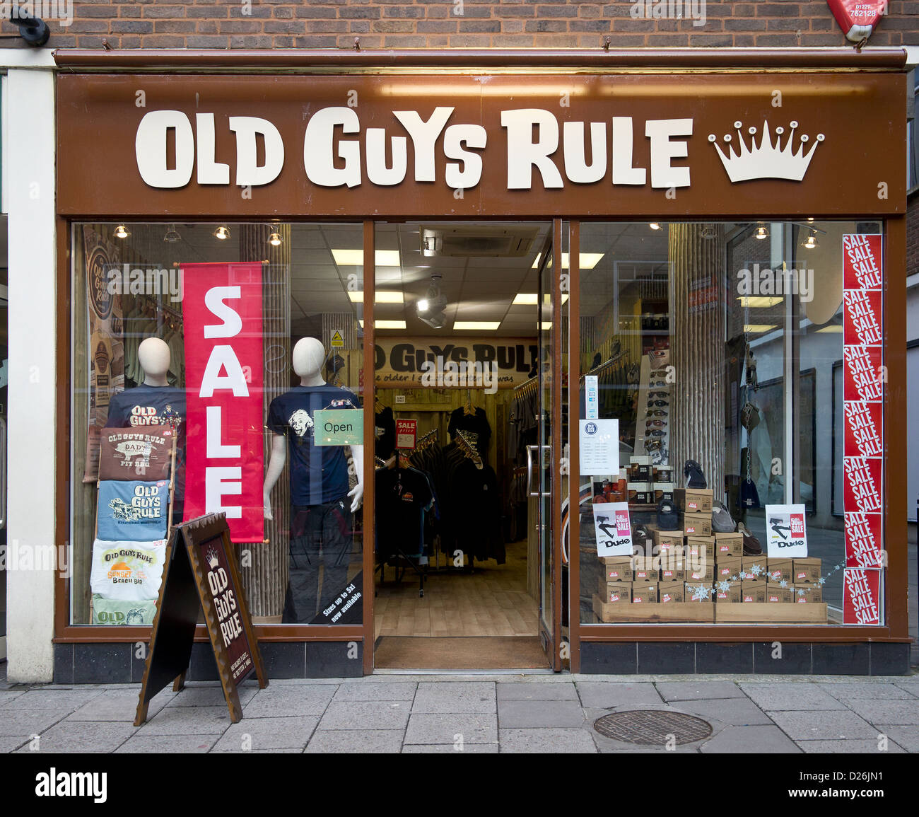 Los viejos Regla Mens Tienda de ropa Foto de stock