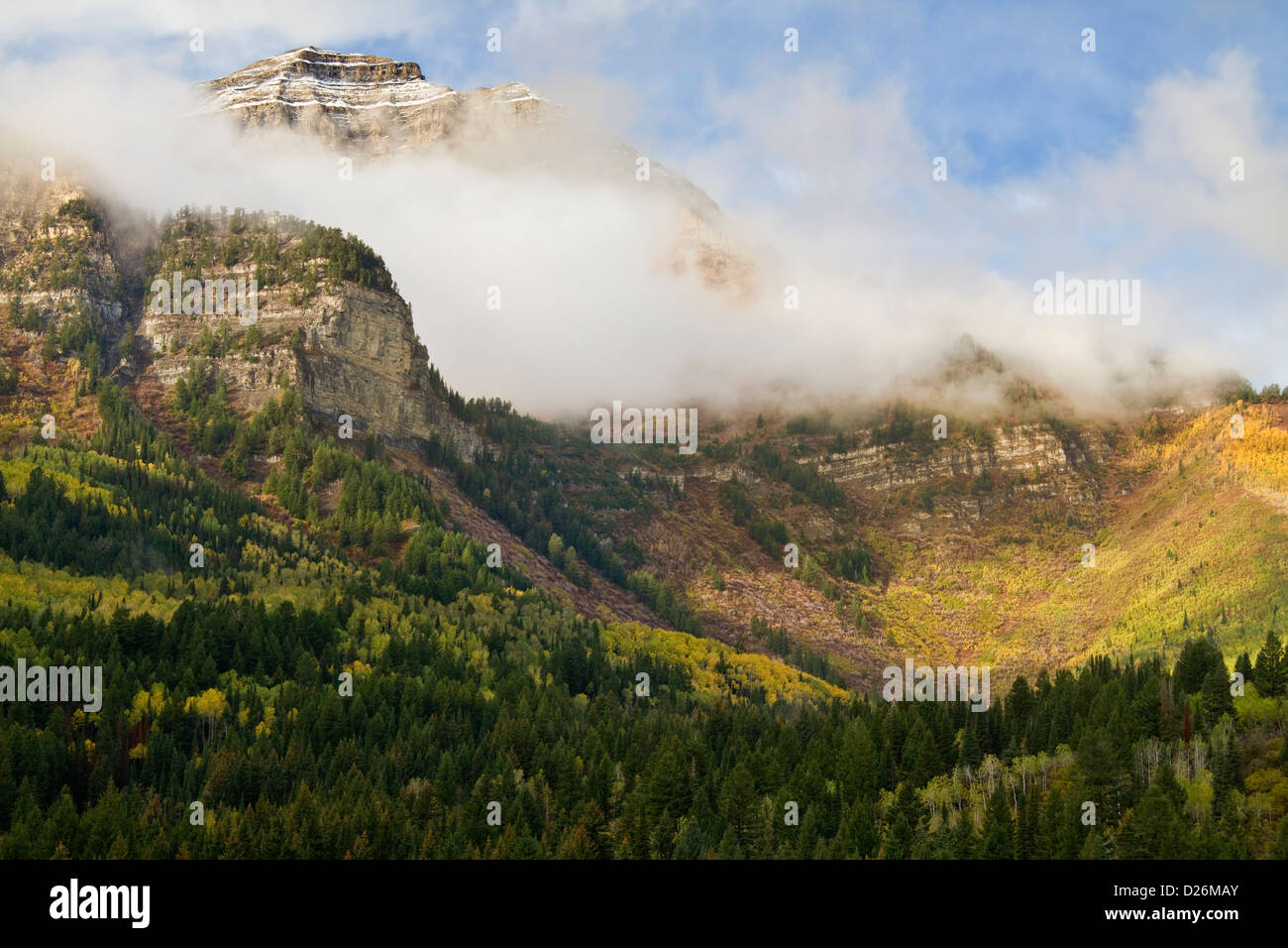Monte Timpanogos en otoño Foto de stock