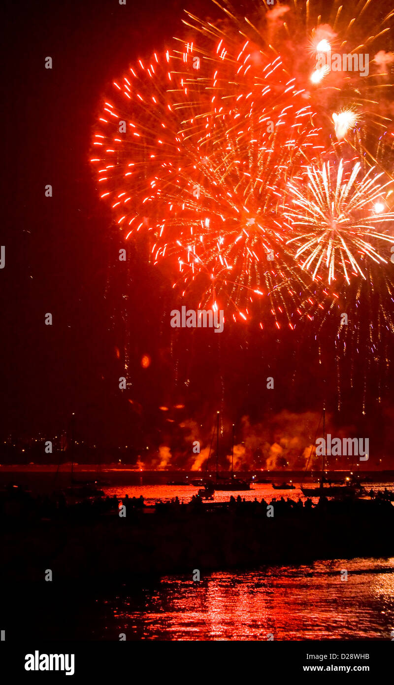 Los fuegos artificiales del 4 de julio Foto de stock