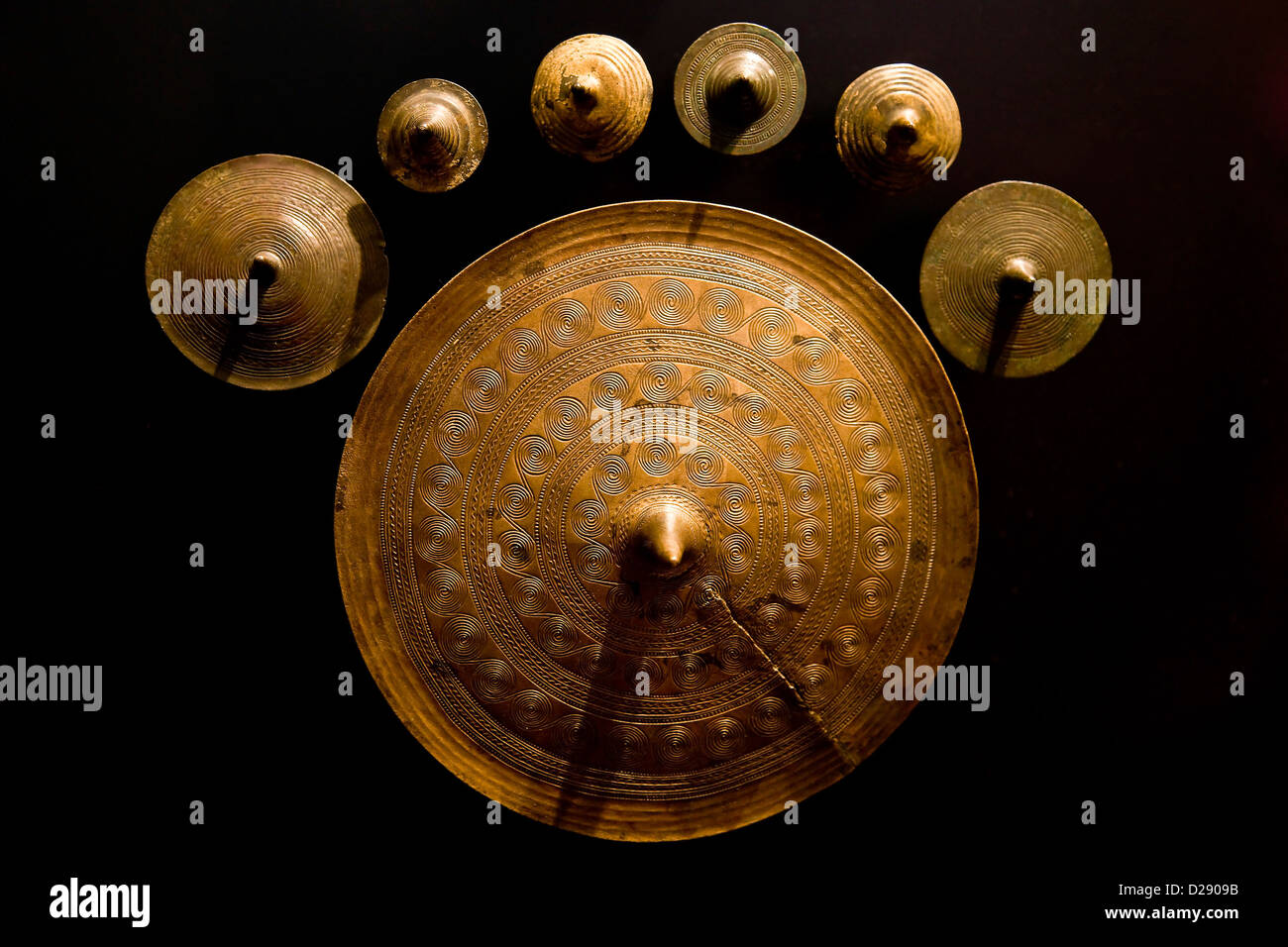 Herramientas de bronce fotografías e imágenes de alta resolución Alamy