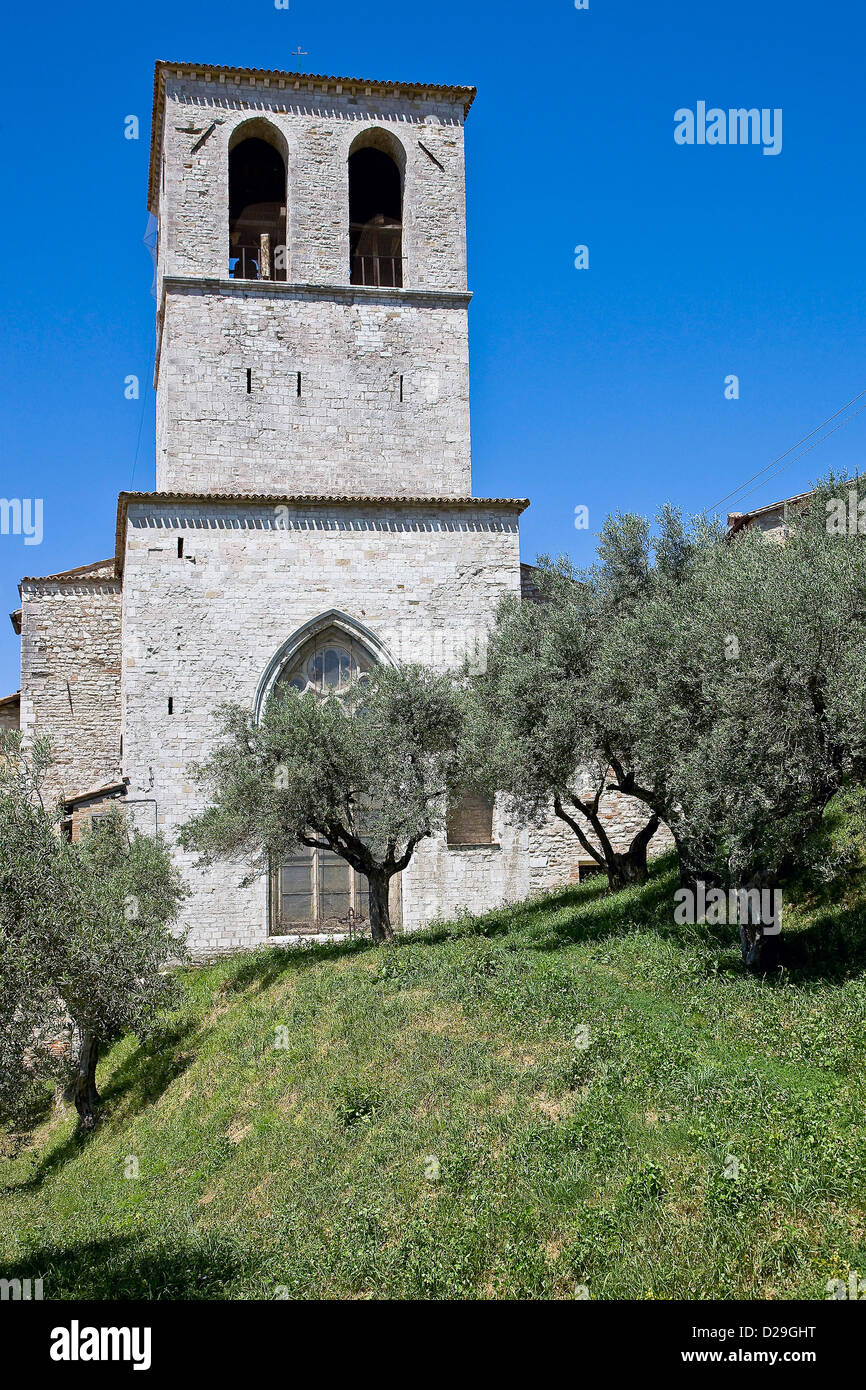 El Duomo en Gubbio, Umbría. Foto de stock