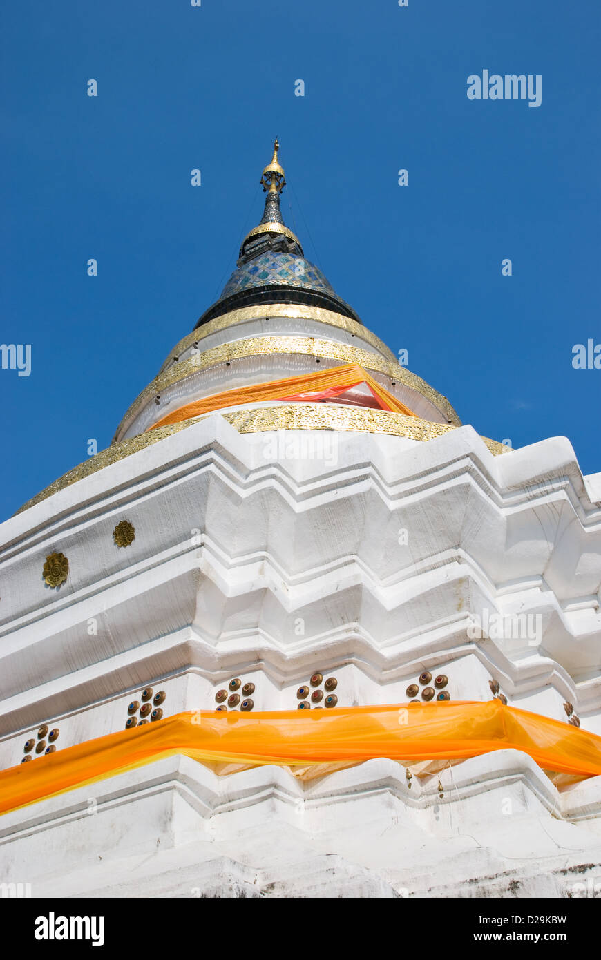 Stupa de Wat Ket de Chiang Mai. Foto de stock