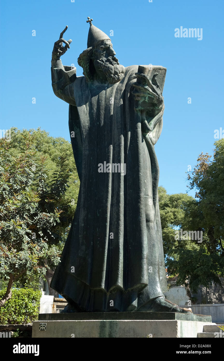 Elk1922718v de Croacia, Split, la estatua de Gregorio de Nin