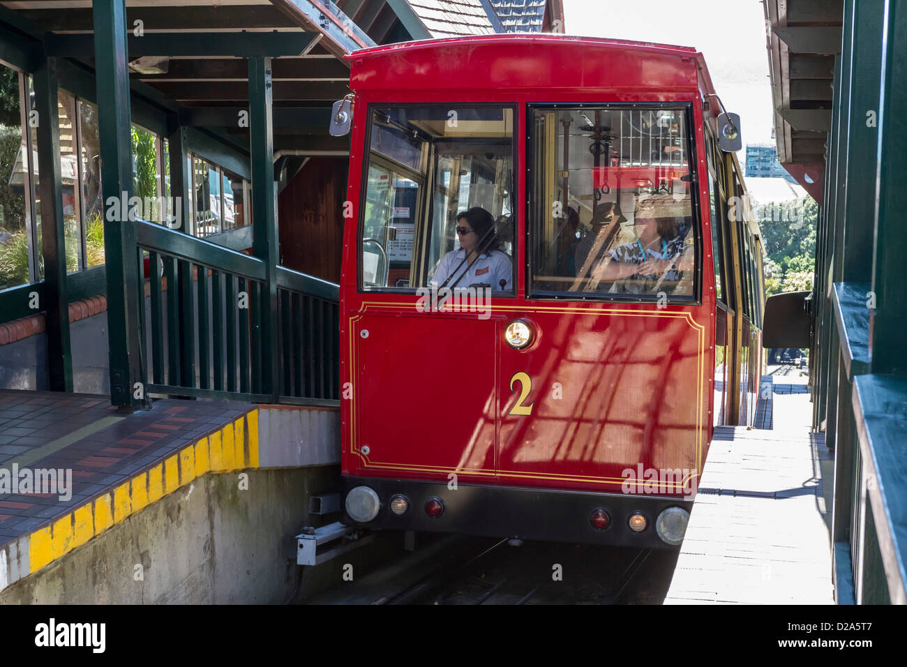 El Teleférico de Wellington es un funicular que viajan entre Lambton Quay en la ciudad y la colina suburbio de Kelburn. Foto de stock