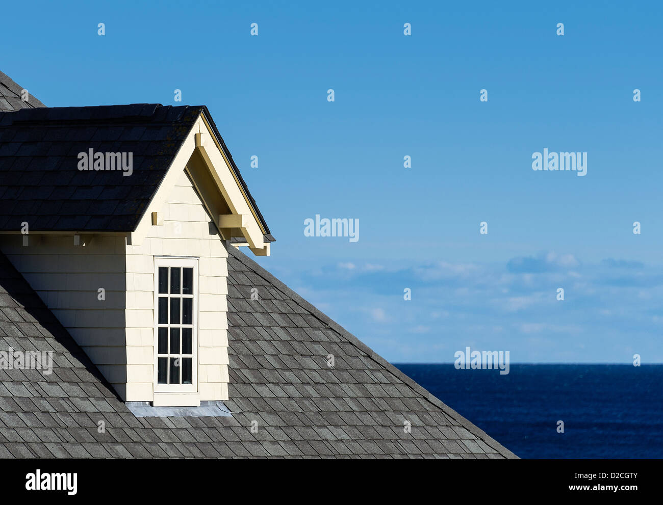Habitación con vista al mar, Maine, EE.UU. Foto de stock