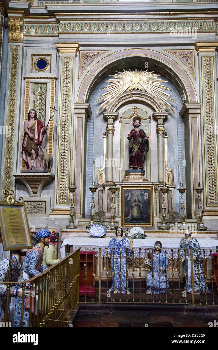 Capilla del apóstol Santiago en la Catedral de Puebla en Puebla