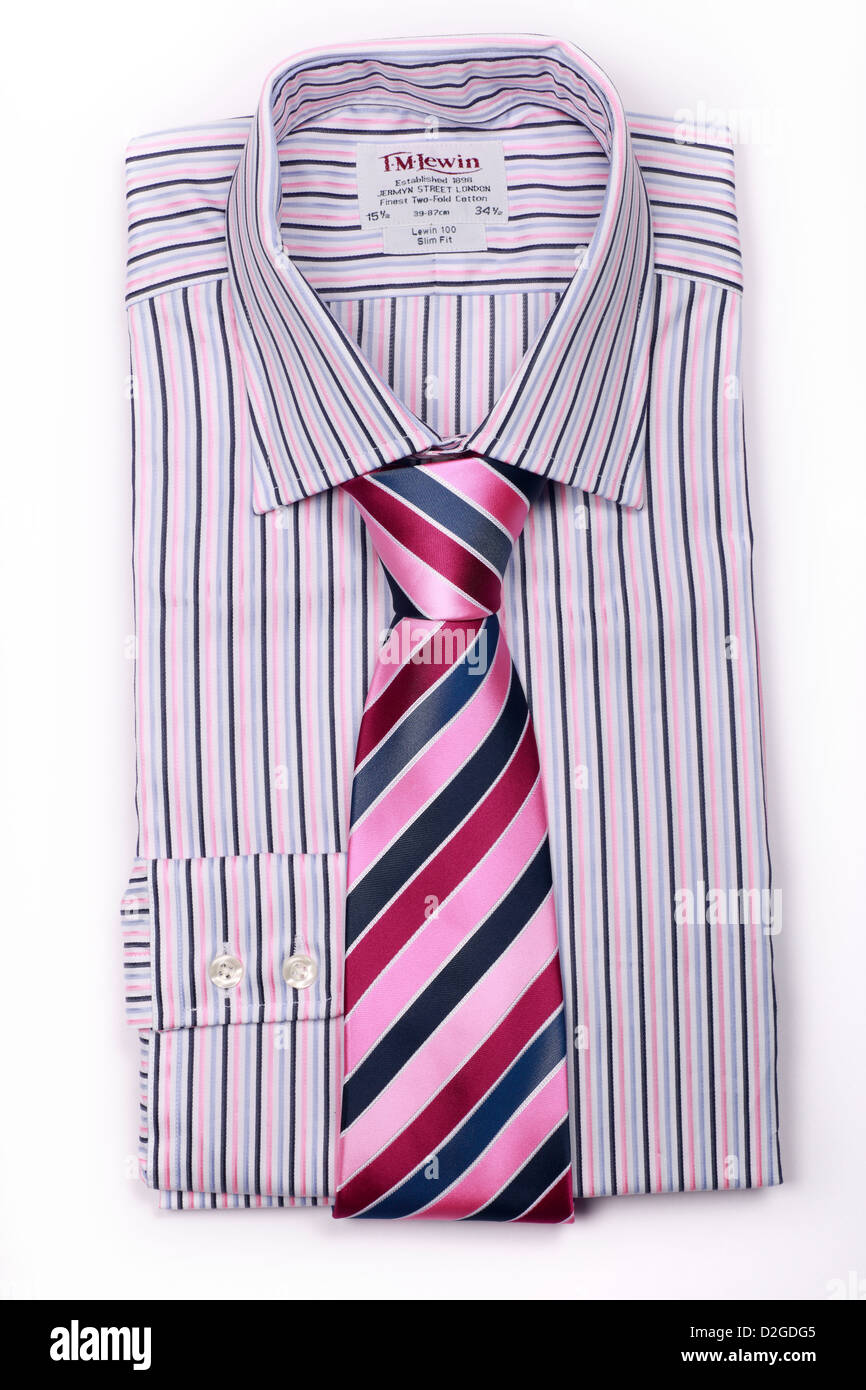 Nueva camisa y corbata Foto de stock