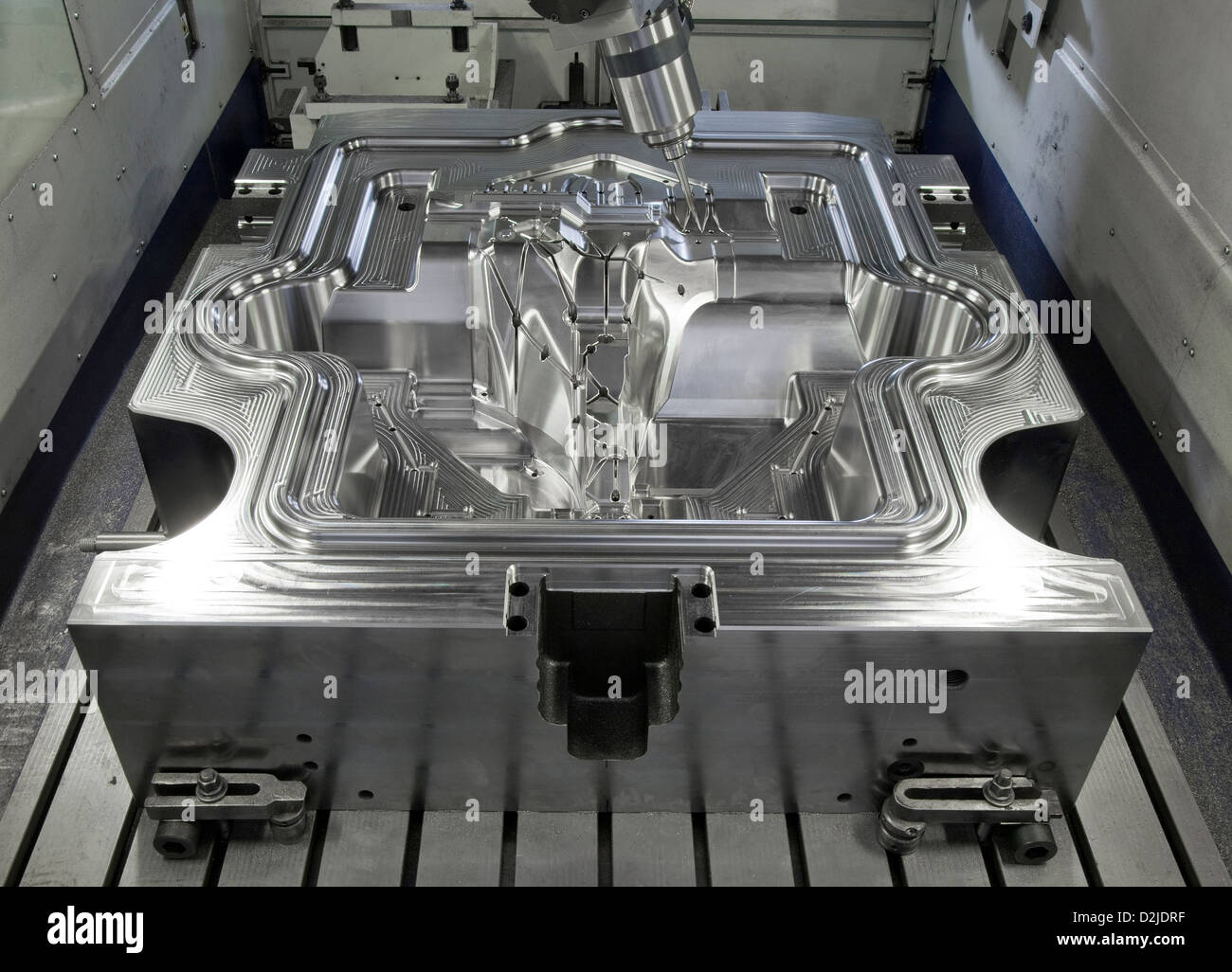 Relleno molde fundicion fotografías e imágenes de alta resolución Alamy