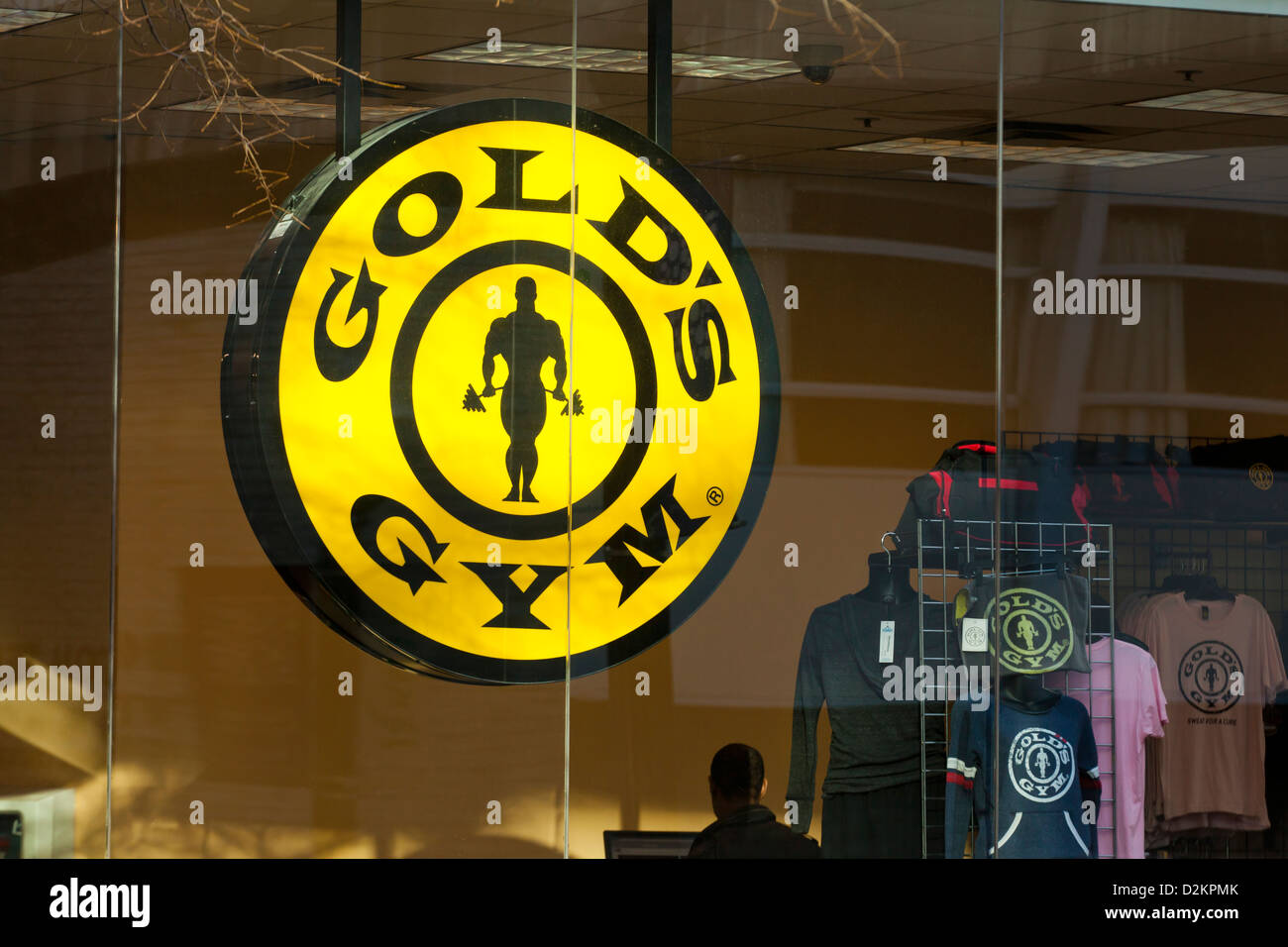 Golds gym fotografías e imágenes de alta resolución - Alamy