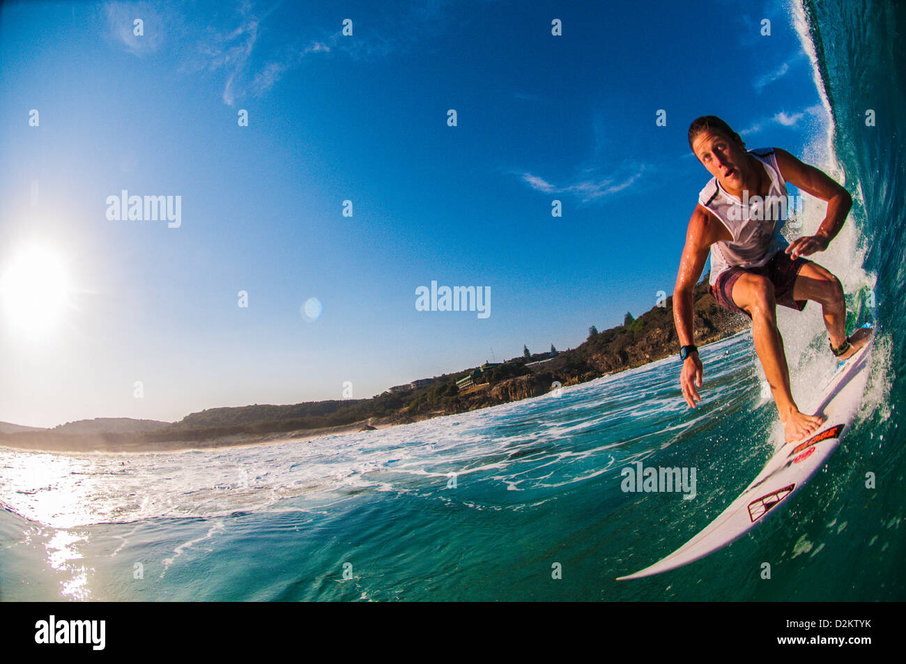 El surf, la playa principal, N. Stradbroke Island, Queensland, Australia Foto de stock