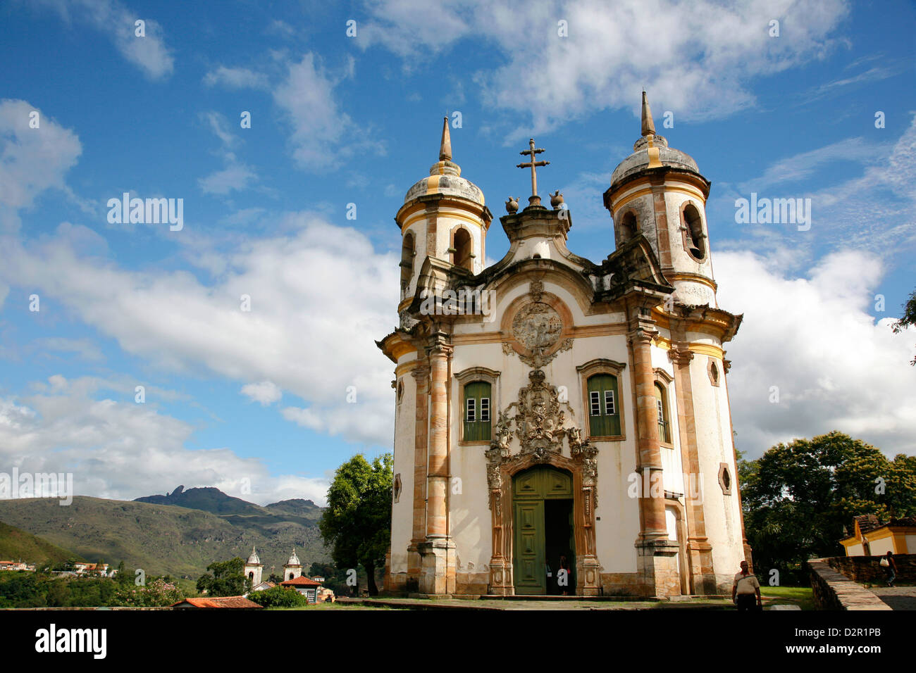 Iglesia de São Francisco de Assis, Ouro Preto, Sitio del Patrimonio Mundial de la UNESCO, Minas Gerais, Brasil, América del Sur Foto de stock