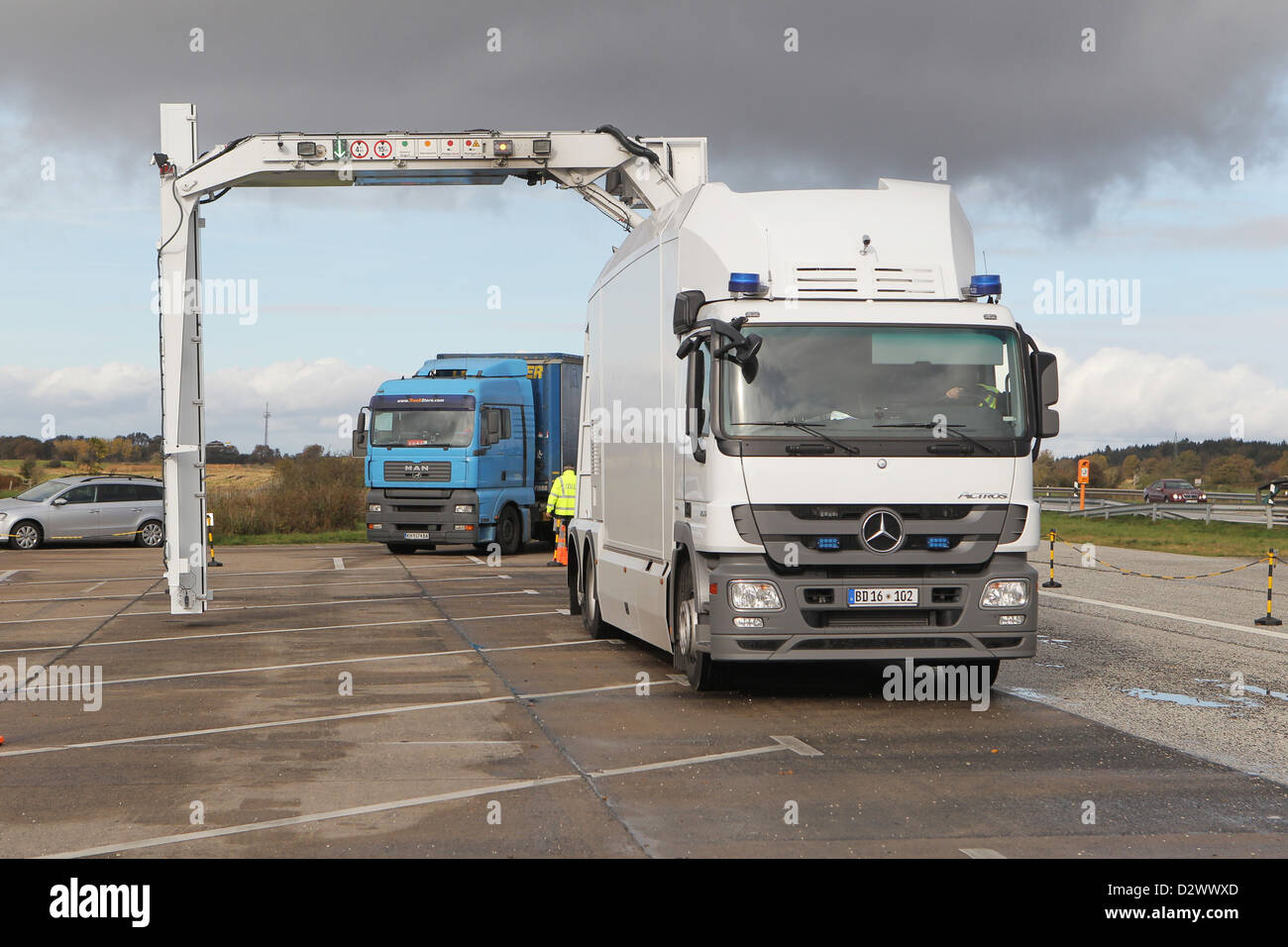 Alemania, Brekendorf Roentgenanlage móvil total (VMR) de aduanas Foto de stock