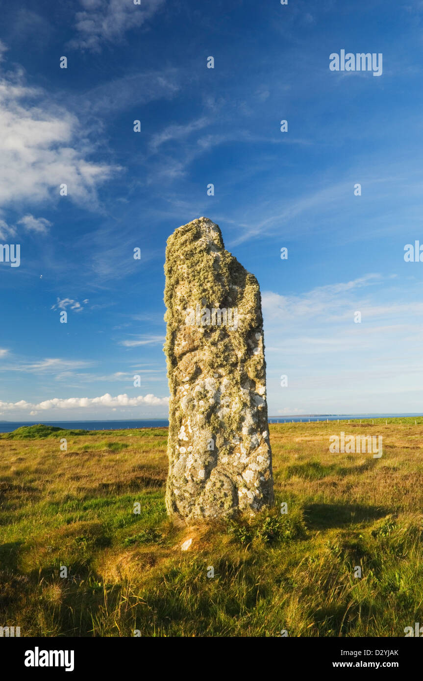 Mor Stein piedra permanente en la isla de Shapinsay, Islas Orkney, Escocia. Foto de stock
