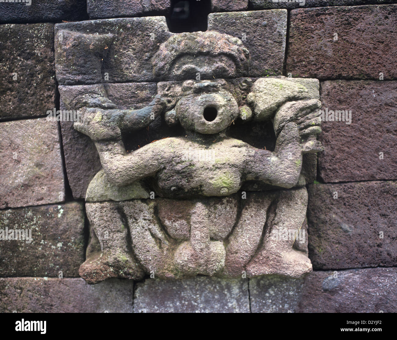 Indonesia, Java Central, Gunung Lavu Candi Sukuh, esculturas de piedra de fertilidad symbolizm Foto de stock