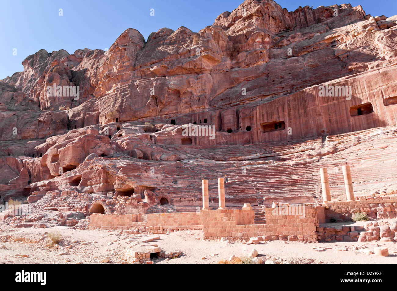 Anfiteatro en Petra. Foto de stock