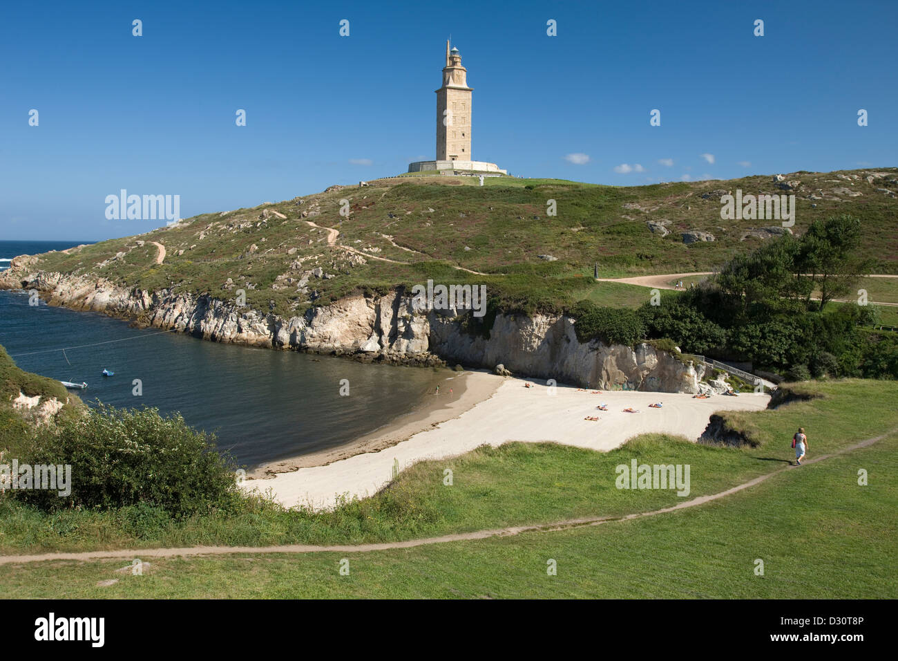 PLAYA DE como lapas, Torre de Hércules, faro romano de La Coruña Galicia  España Fotografía de stock - Alamy