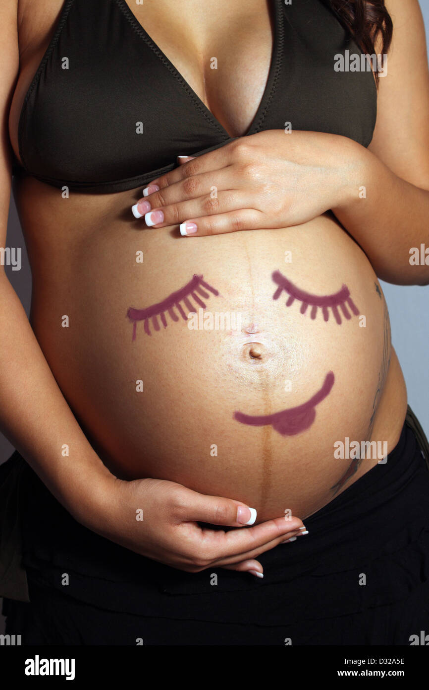 Belly Painting para embarazadas en Barcelona  Caléndula Maquillaje