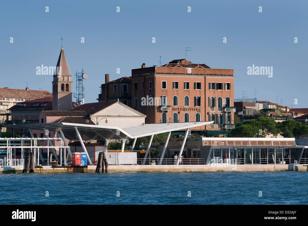 El Lido Vaporetto (autobús de agua) parar, Lido, en Venecia, Italia  Fotografía de stock - Alamy
