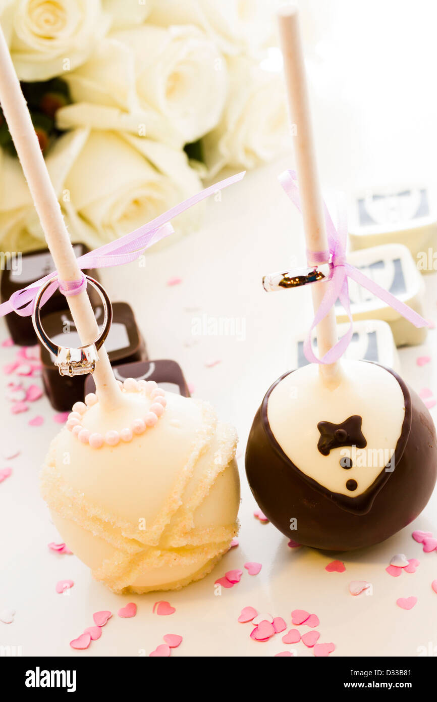 Chocolate Cake Pops Decorado Para La Boda Fotografia De Stock Alamy