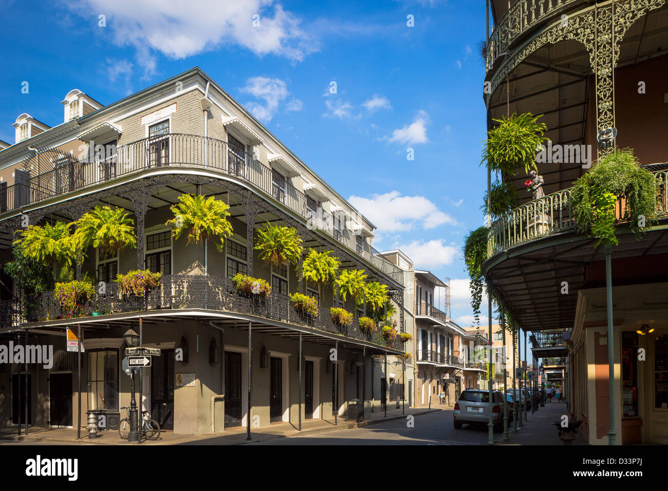 Edificio típico de la zona del Barrio Francés de Nueva Orleans, Luisiana. Foto de stock