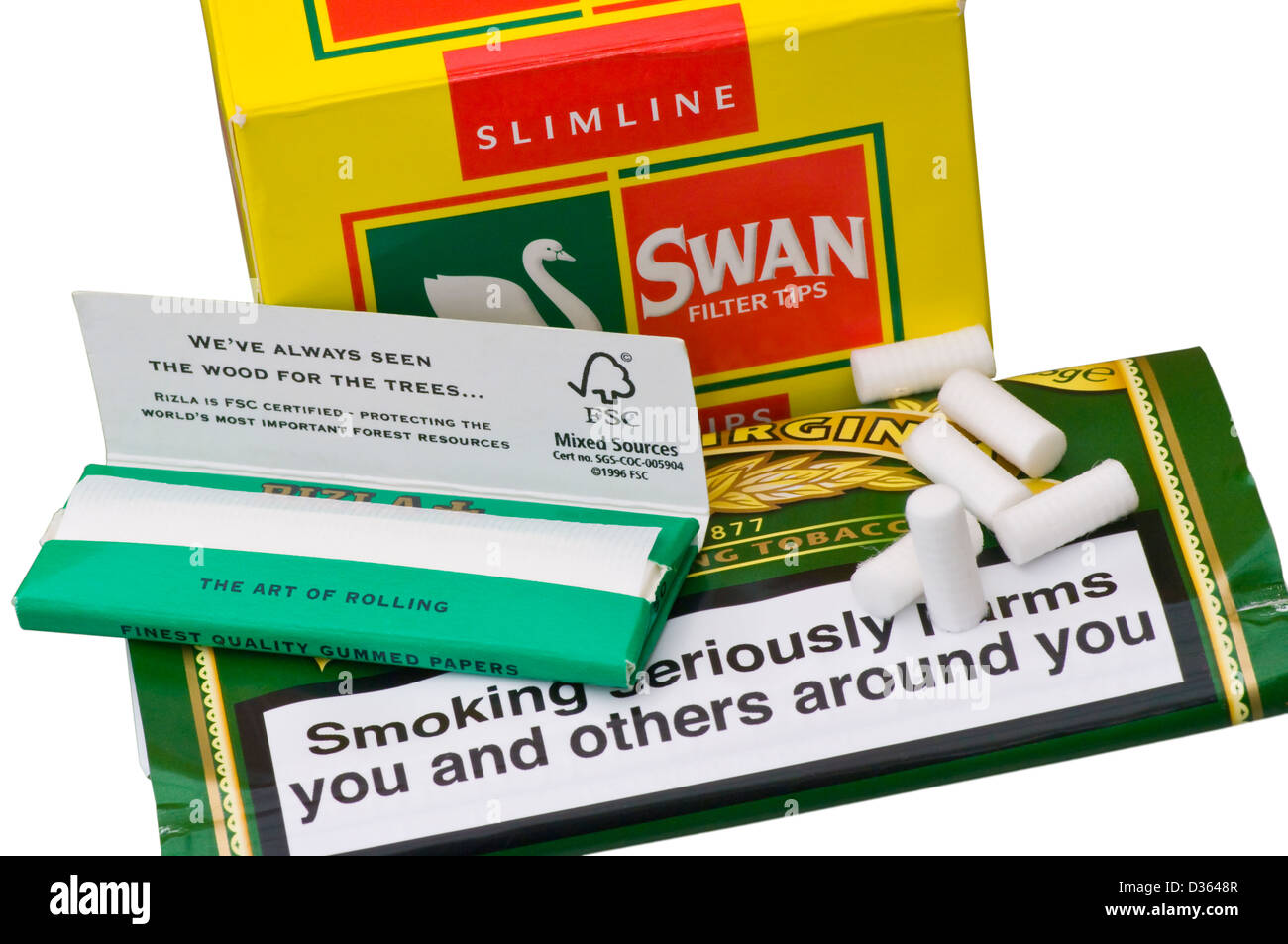 El tabaco de liar filtros y papeles de cigarrillos Fotografía de