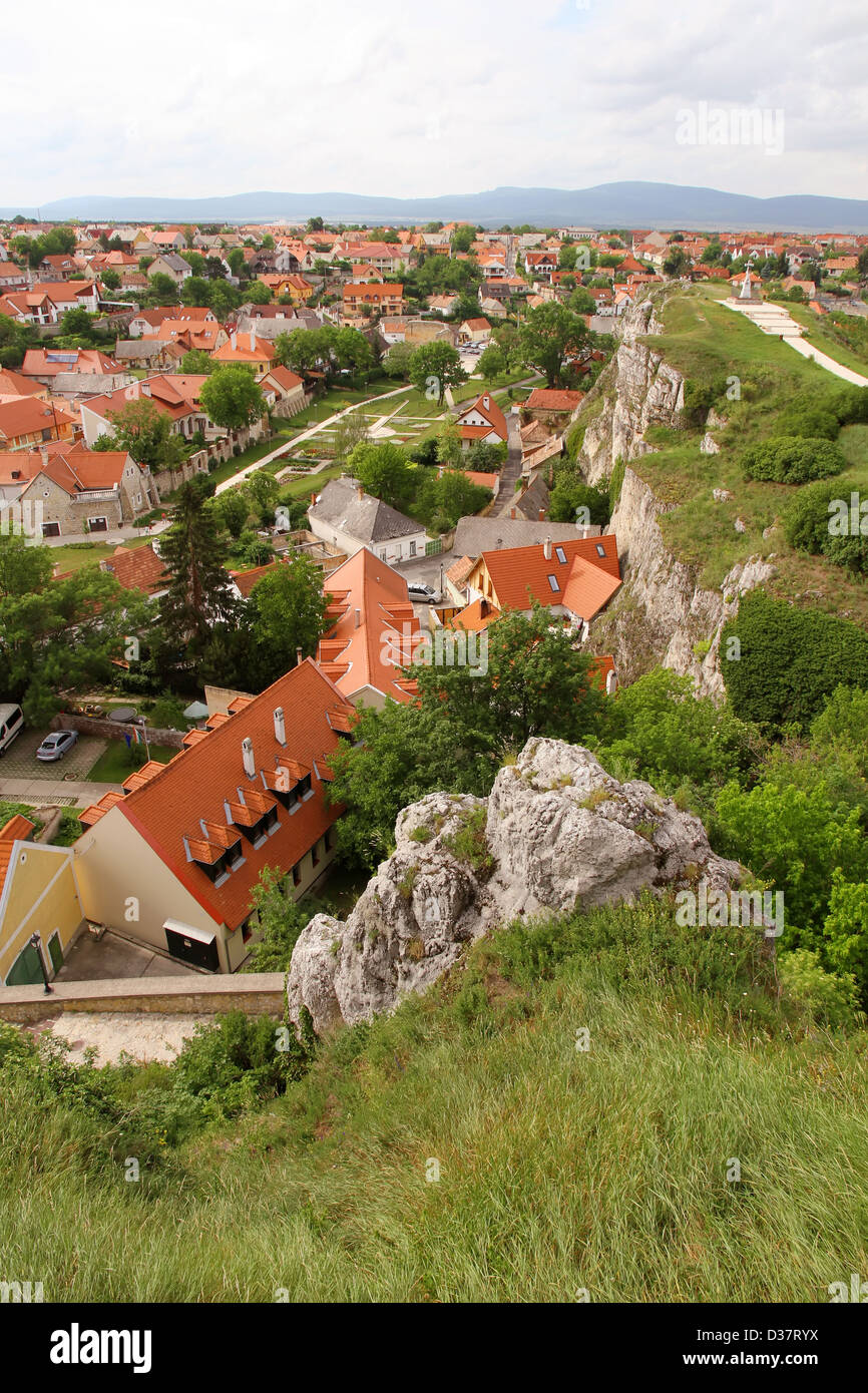 Vistas a la ciudad húngara de Veszprem. Foto de stock