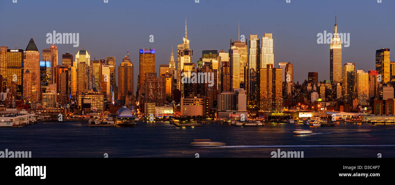 Nueva York , Manhattan tomada desde Nueva Jersey Foto de stock