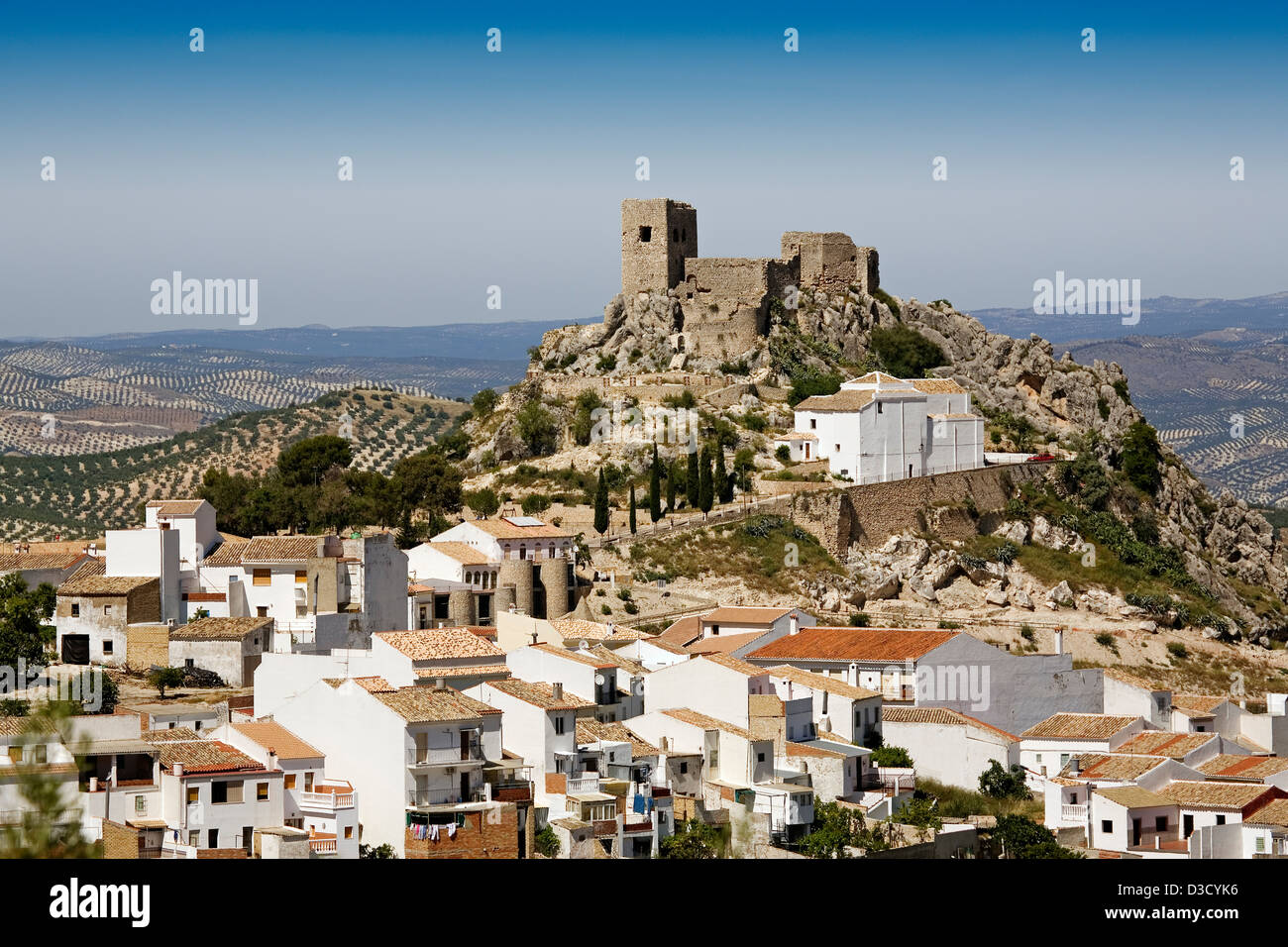 Aldea de castillo de Luque Córdoba Andalucía España Fotografía de stock -  Alamy