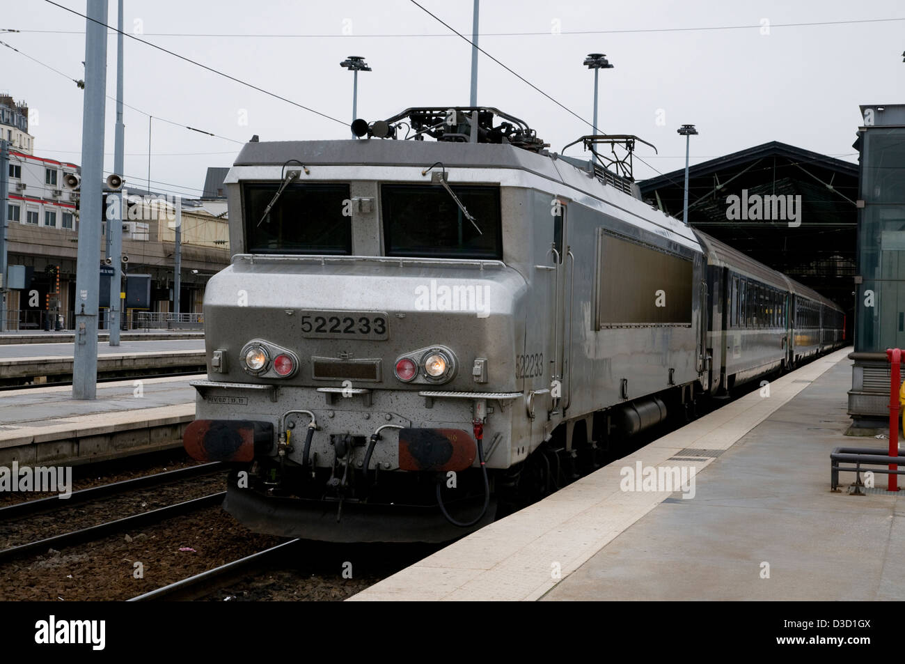La clase BB22200,522233,SNCF,locomotora eléctrica,Gare du Nord, Paris, Francia Foto de stock