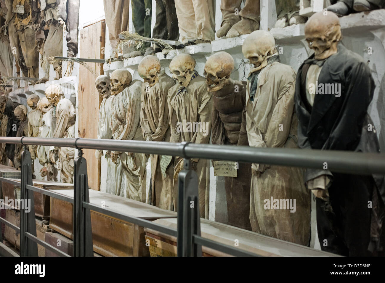 Palermo, Italia, momias naturales en las catacumbas de los Capuchinos Foto de stock