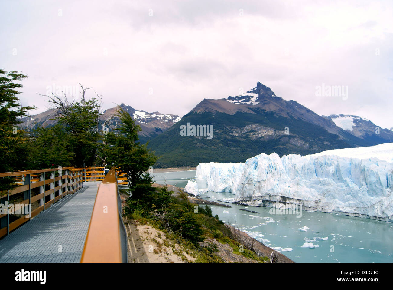 El Parque Nacional de Los Glaciares, Glaciar Moreno, provincia de Santa Cruz - Argentina Foto de stock