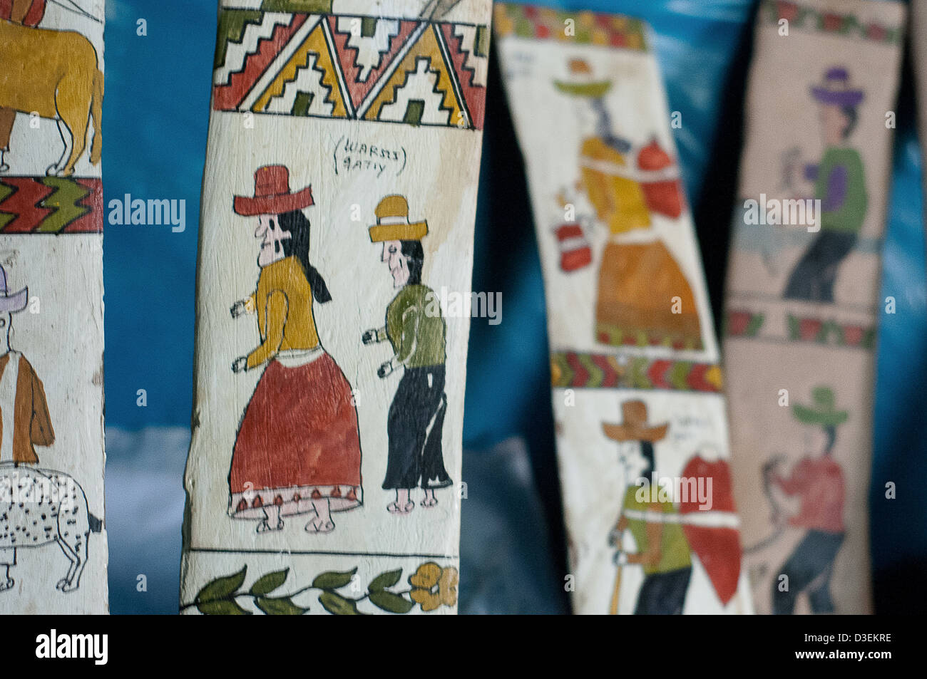 Perú, Ayacucho, artesanía. Tablas de Sarhua Fotografía de stock Alamy