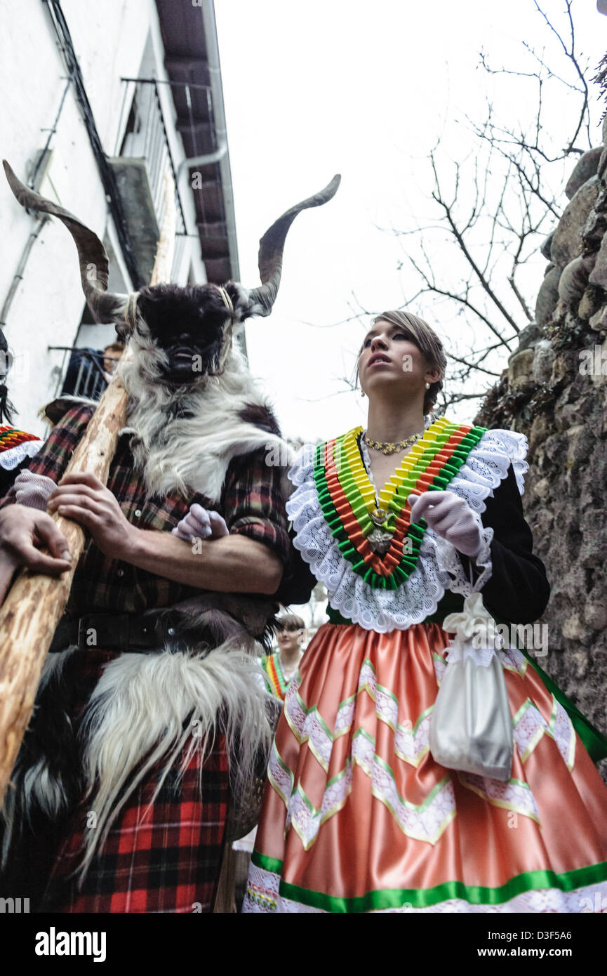 Carnaval de Bielsa, uno de los carnavales más tradicionales en los Pirineos, Aragón, España. Foto de stock