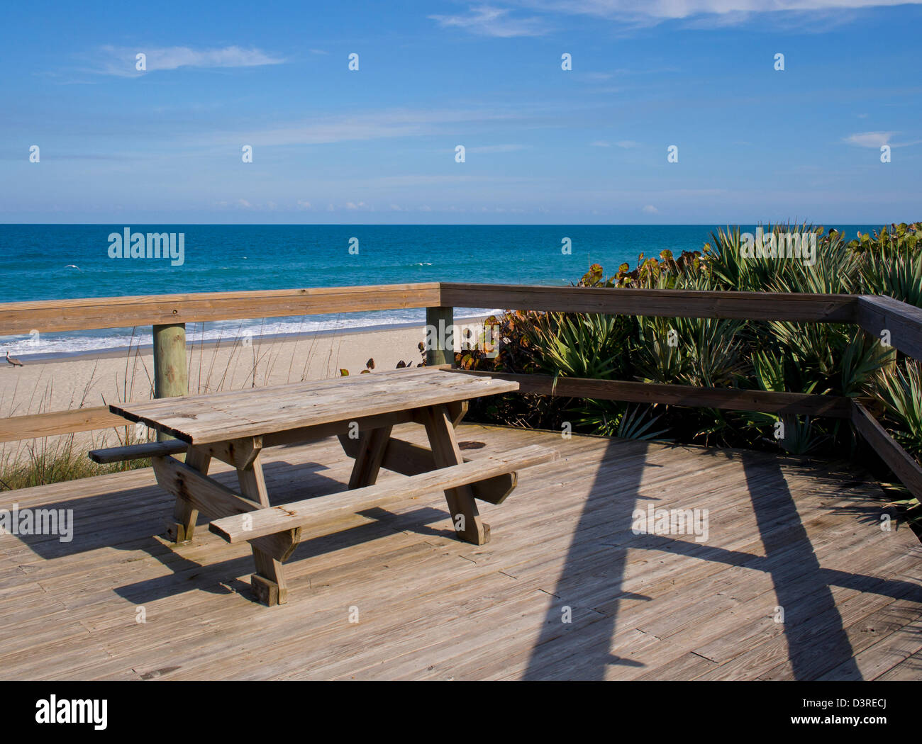 Mesa para usted en la playa de Florida Foto de stock