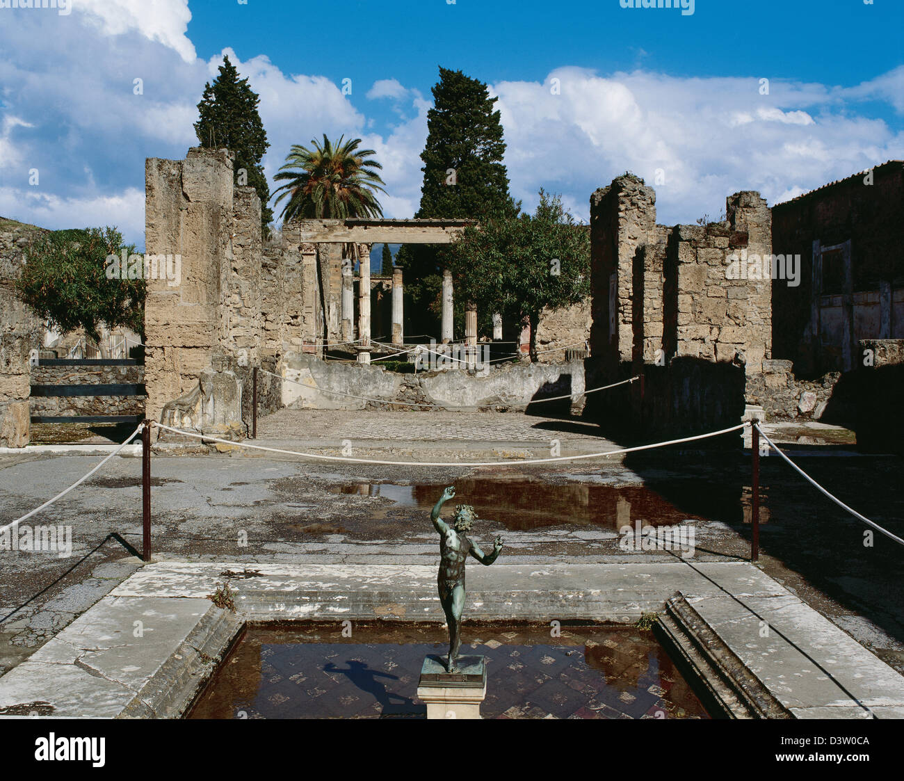 Italia Pompeya. La Casa del Fauno. Construida durante el siglo II A.C. Residencia privada. Foto de stock