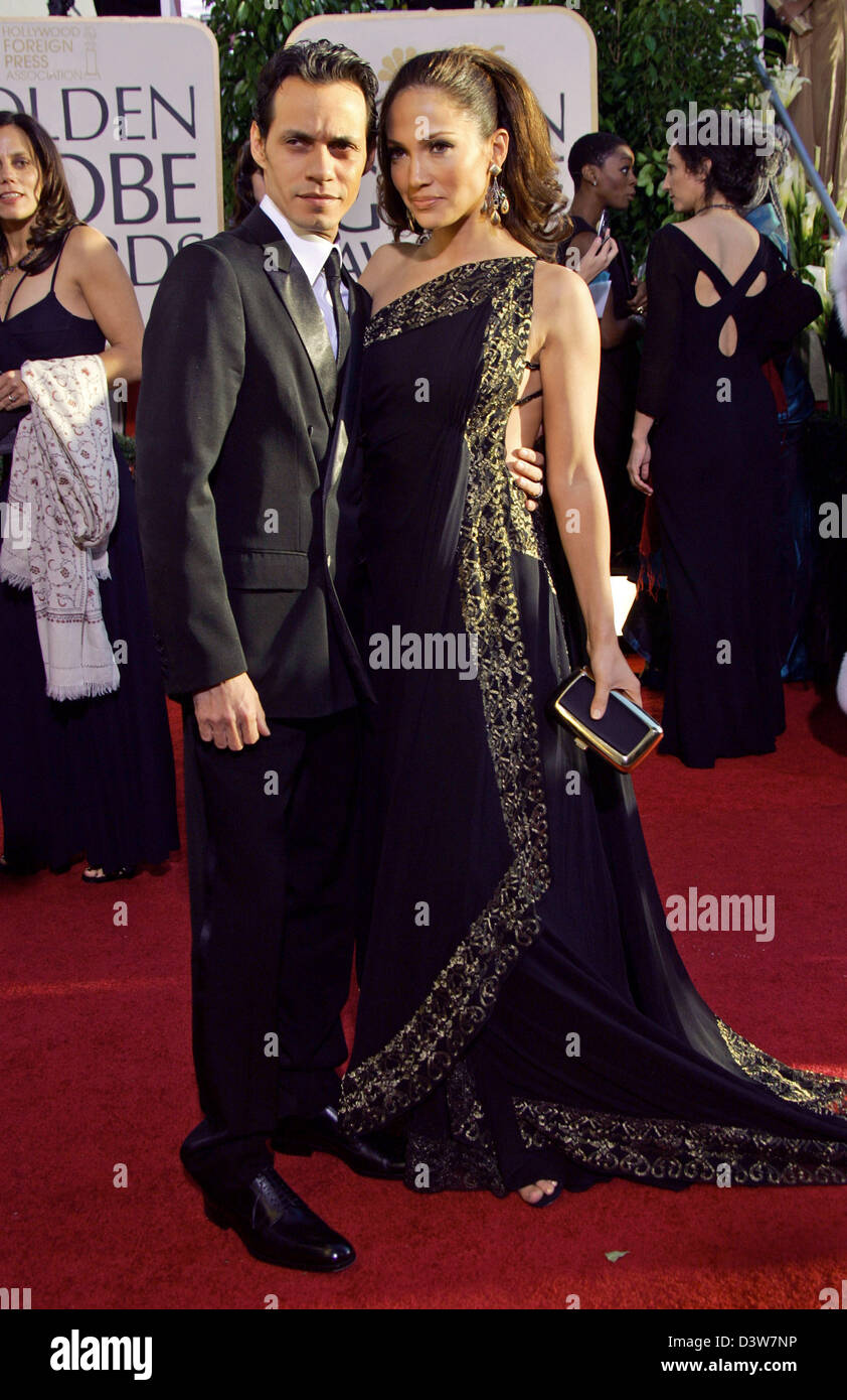 Nosotros cantante, bailarina y actriz Jennifer López (R) y su marido el cantante y actor puertorriqueño Marc Anthony (L), posan para las cámaras como llegan a la 64ª Anual de los Golden Globe Awards en Beverly Hills, CA, Estados Unidos, Lunes 15 de enero de 2007. Foto: Hubert Boesl Foto de stock