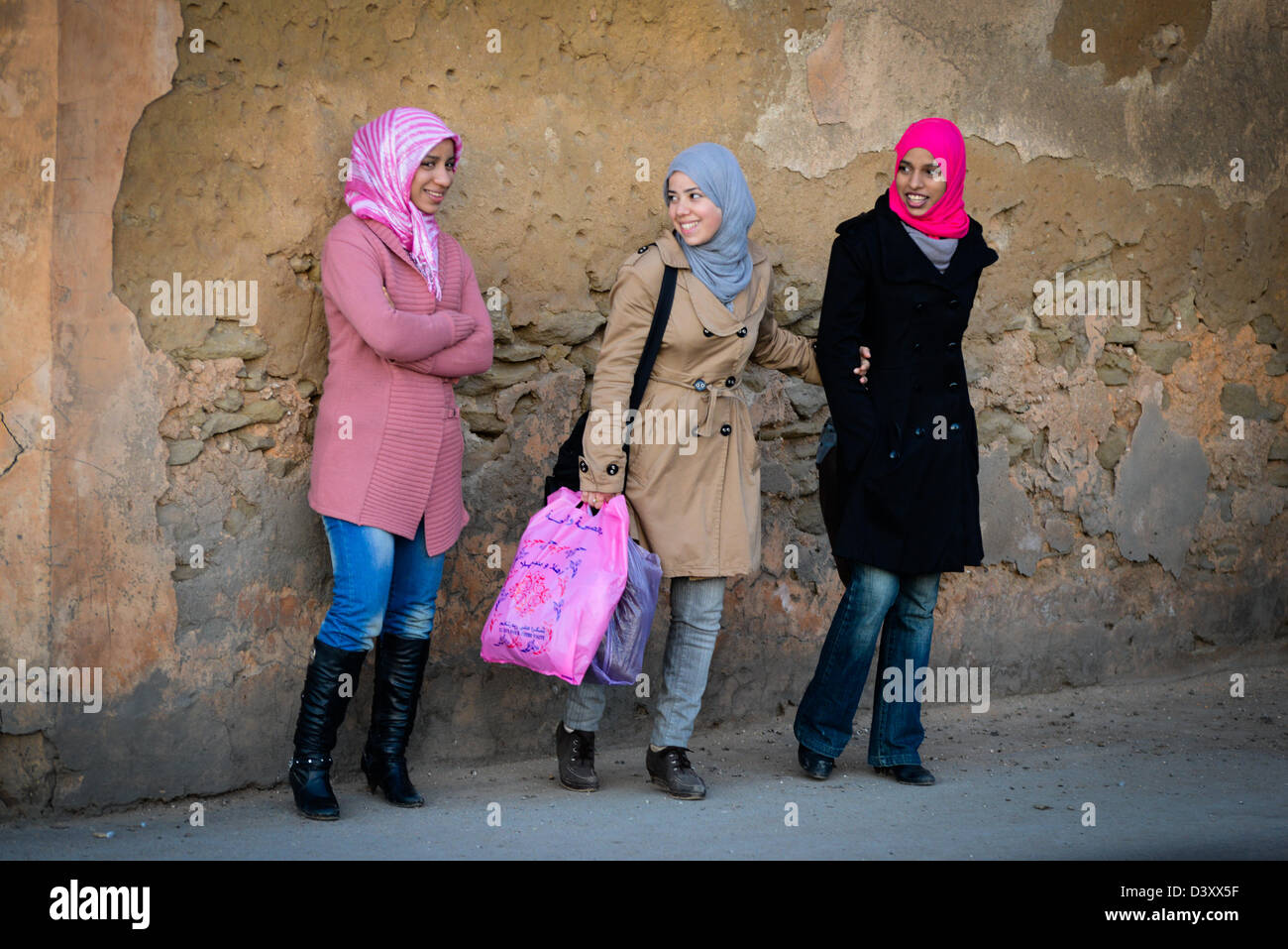 Las mujeres marroquíes fotografías e imágenes de alta resolución - Alamy