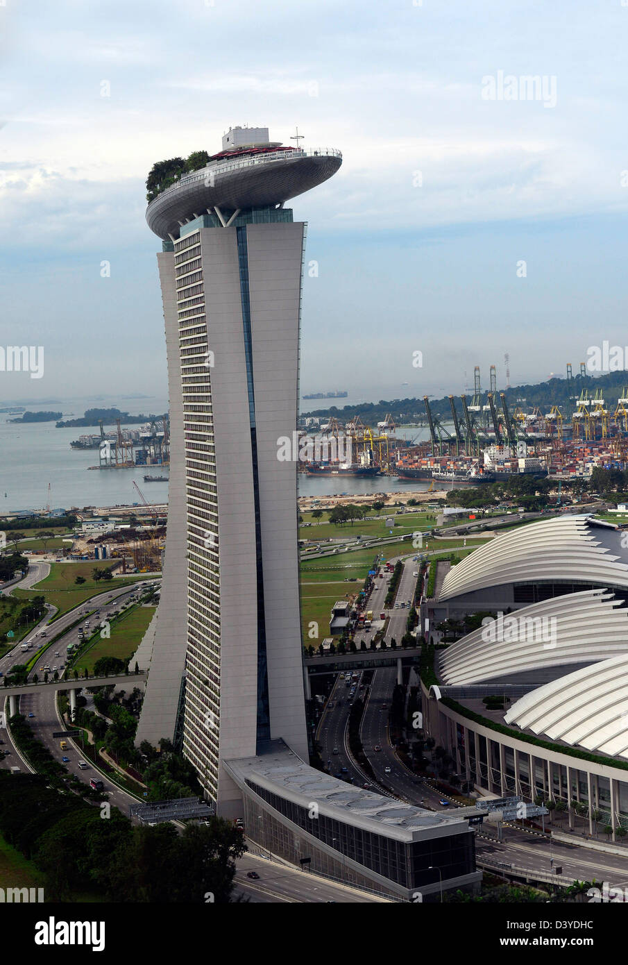 El Marina Bay Sands Resort en Singapur. Foto de stock
