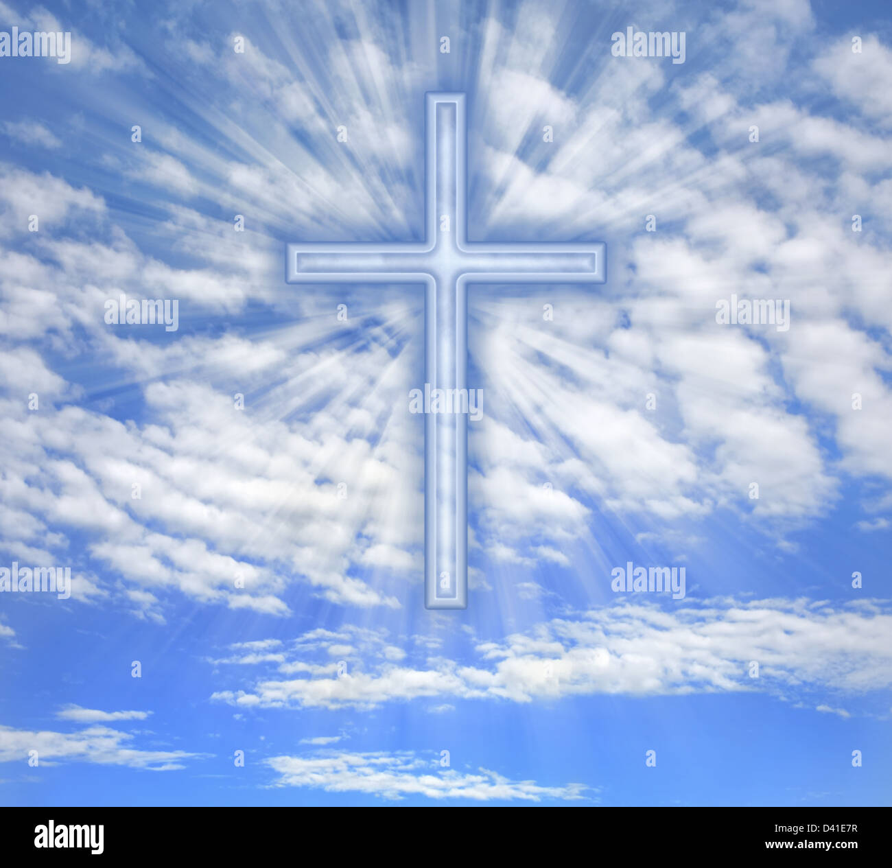 Cruz Cristiana Con Haces De Luz En El Cielo Fotografía De Stock Alamy