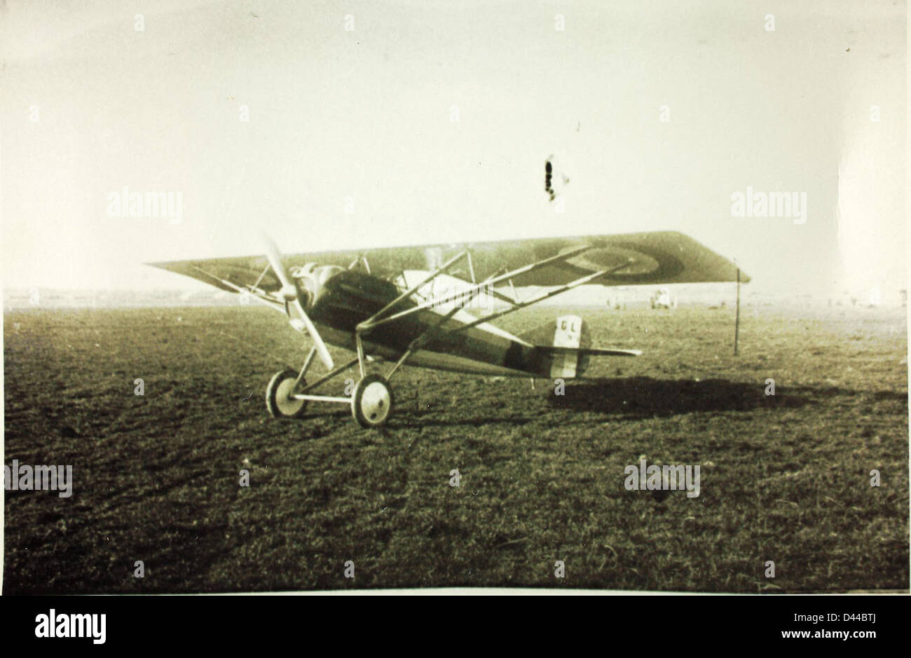 Parasol monoplano fotografías e imágenes de alta resolución - Alamy