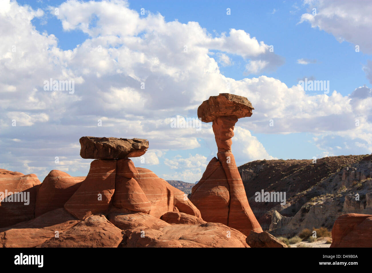 Hoodoos resbaladizas rocas Rim Rock, Paria, Utah, Estados Unidos Foto de stock