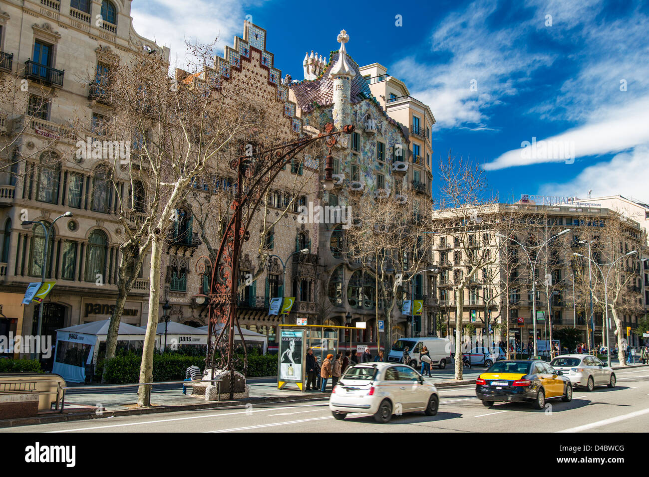 Passeig de gracia barcelona fotografías e imágenes de alta resolución -  Alamy
