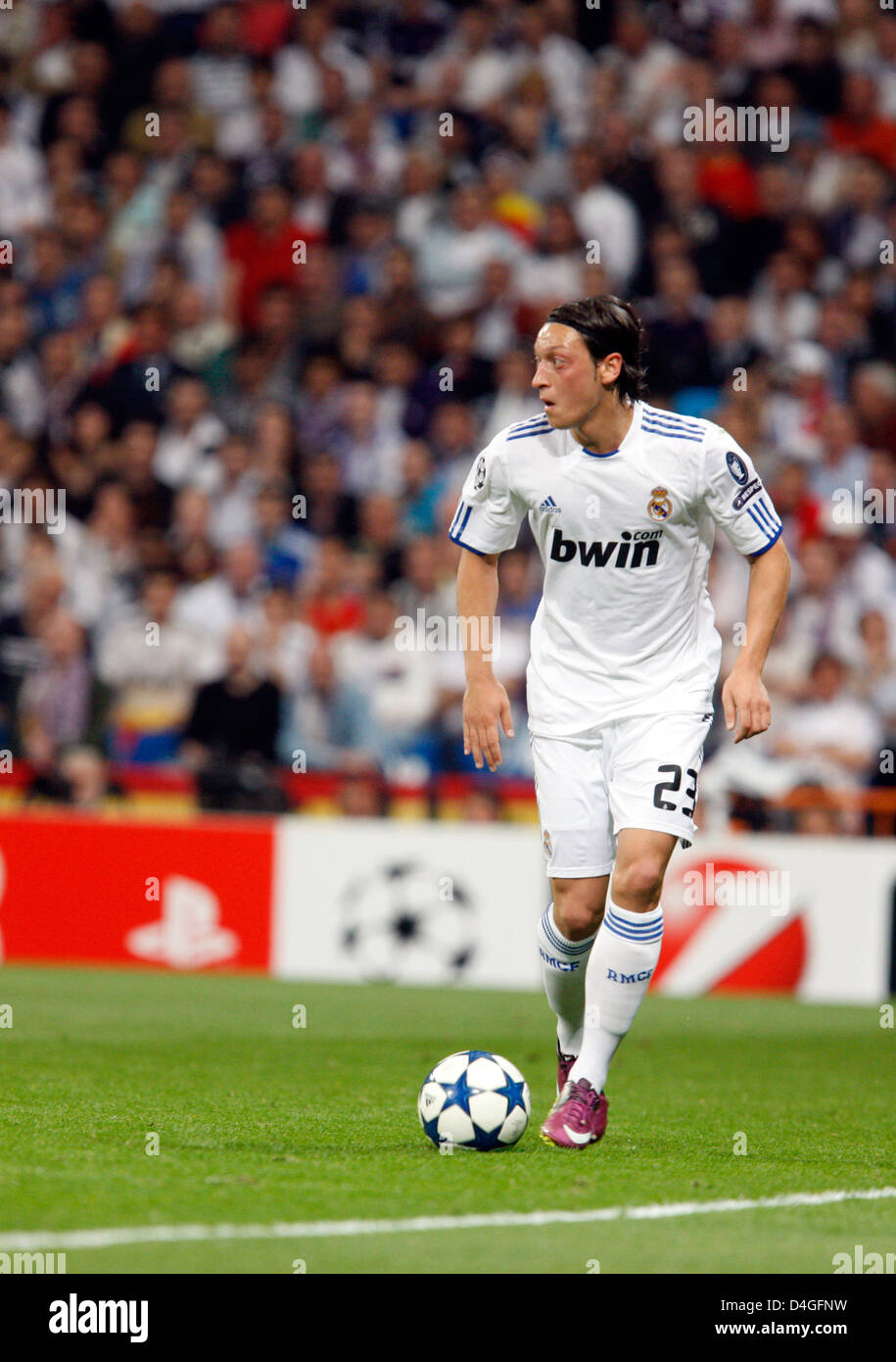 Madrid, Mesut Oezil, el Real Madrid CF, las semifinales de la Liga de Campeones de la UEFA Foto de stock