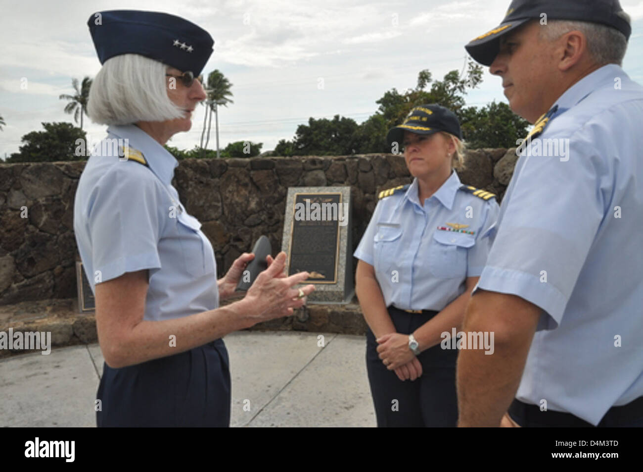 El Vicealmirante. Sally Brice-O'Hara visitas D14 Foto de stock
